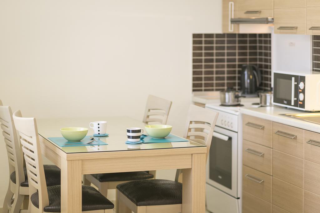 Olive Tree Apartments Fourka Exterior photo