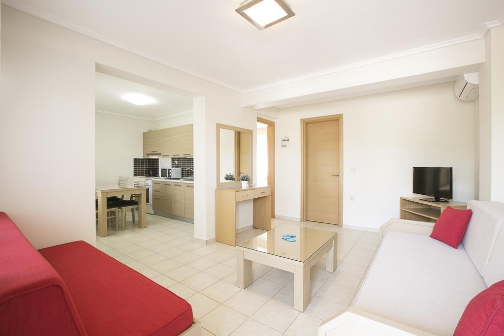 Olive Tree Apartments Fourka Exterior photo